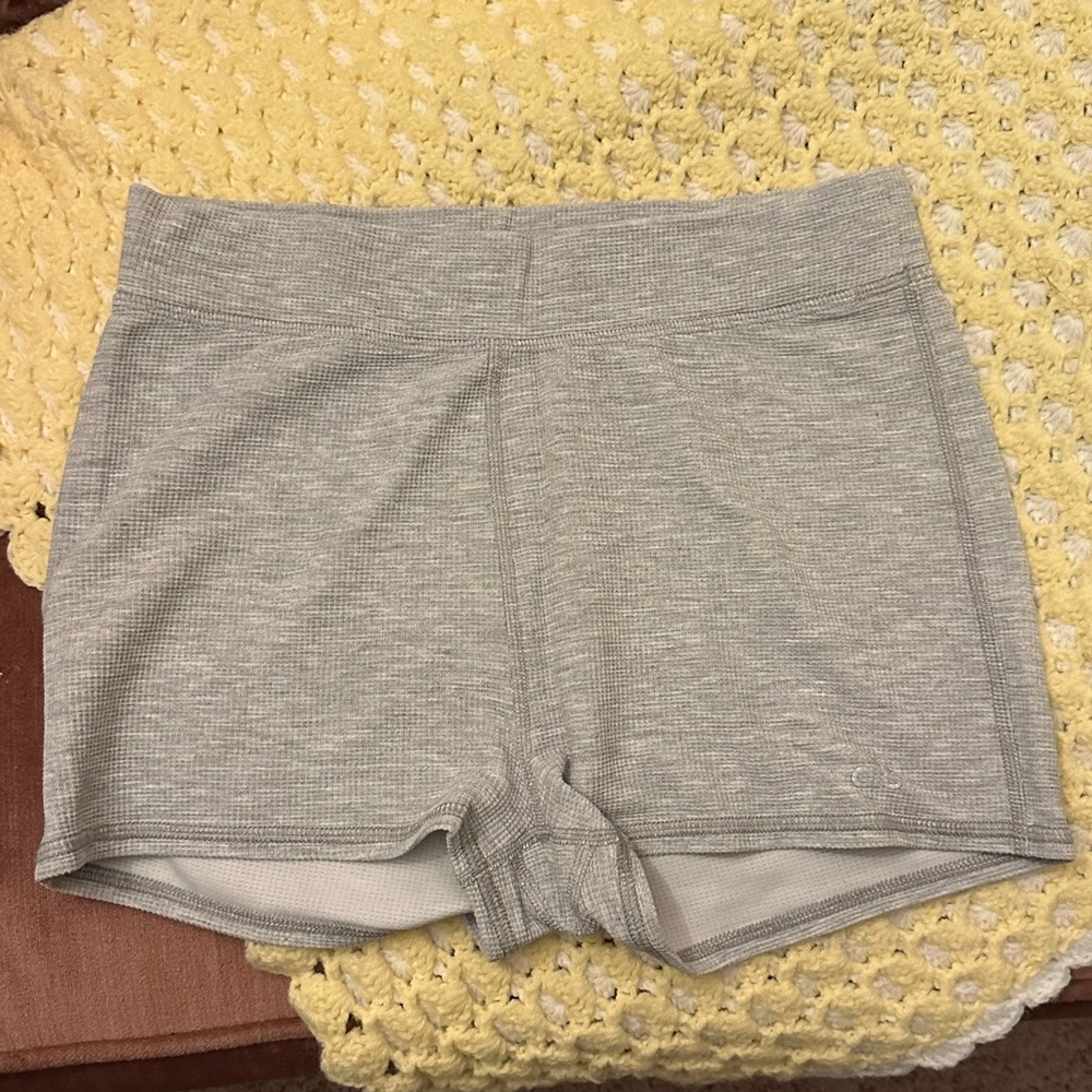 Alo waffle shorts